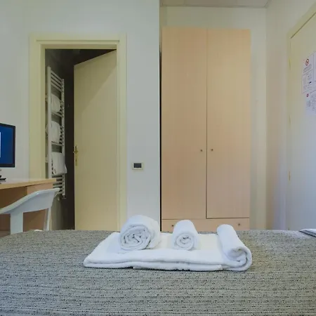 Hotel Il Cenacolo Hh *