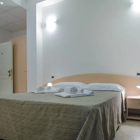Il Cenacolo Hh Hotel